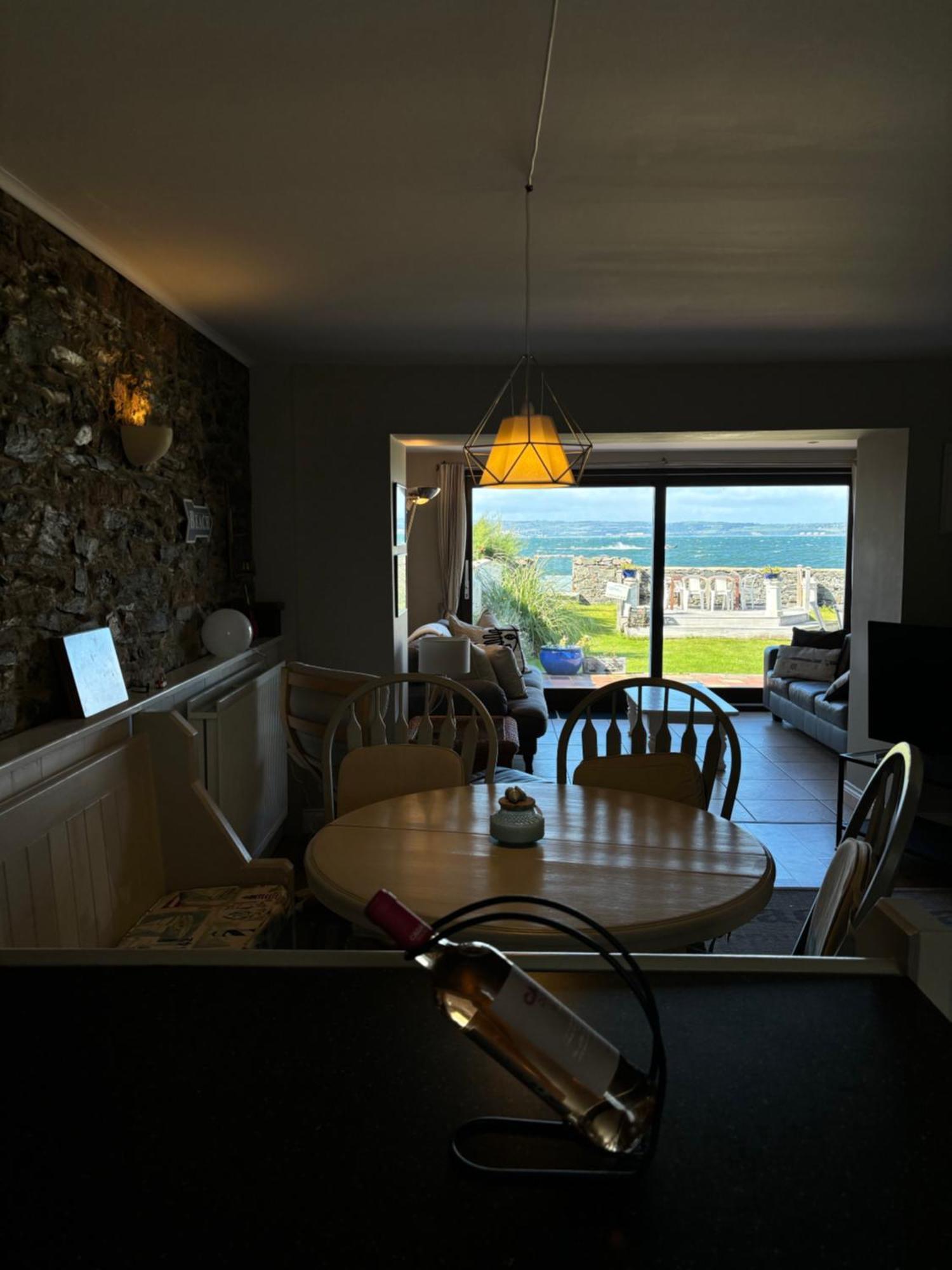 Splash Cottage Beach House With Sea Lapping Garden Bangor  Buitenkant foto