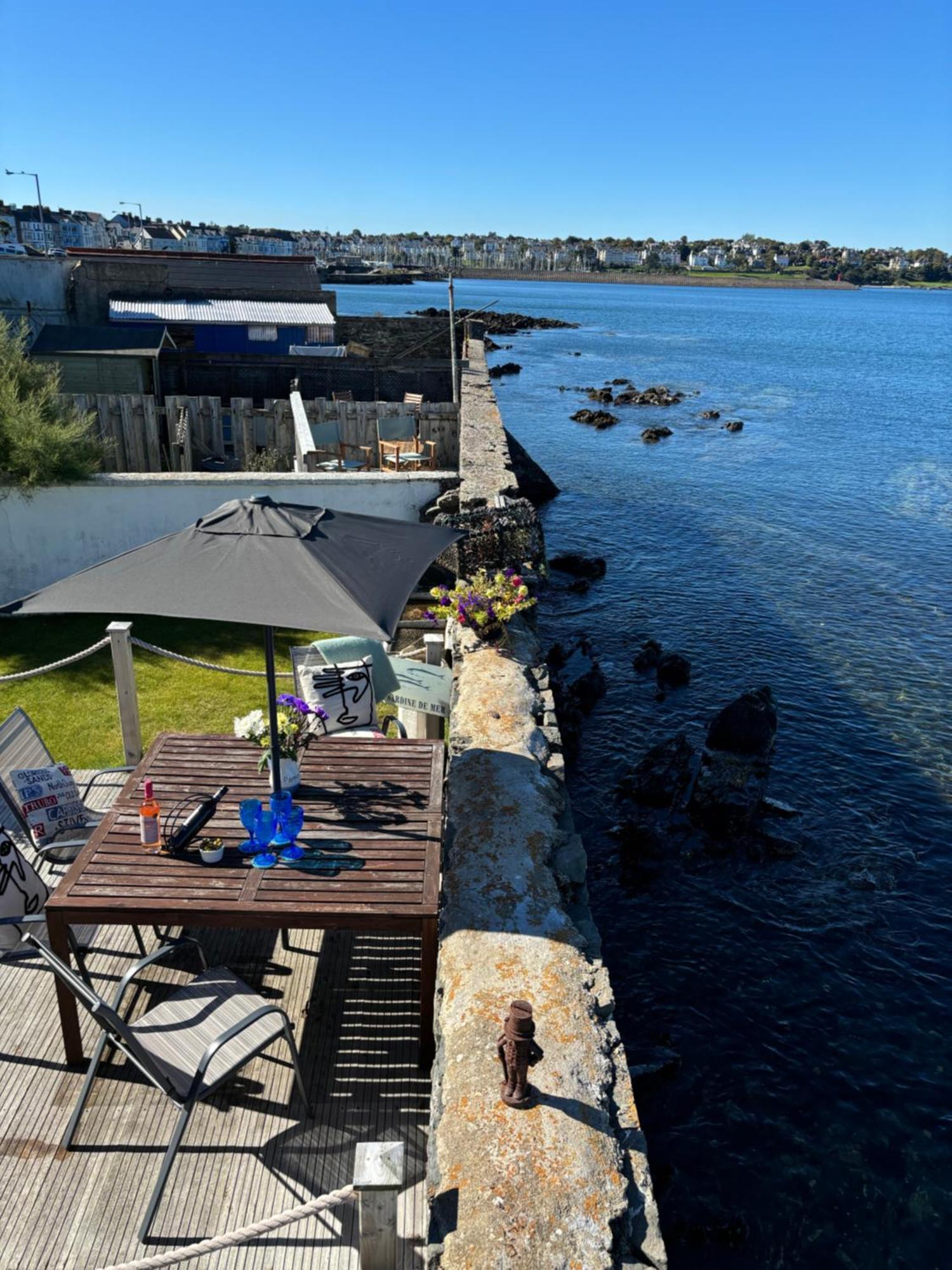 Splash Cottage Beach House With Sea Lapping Garden Bangor  Buitenkant foto