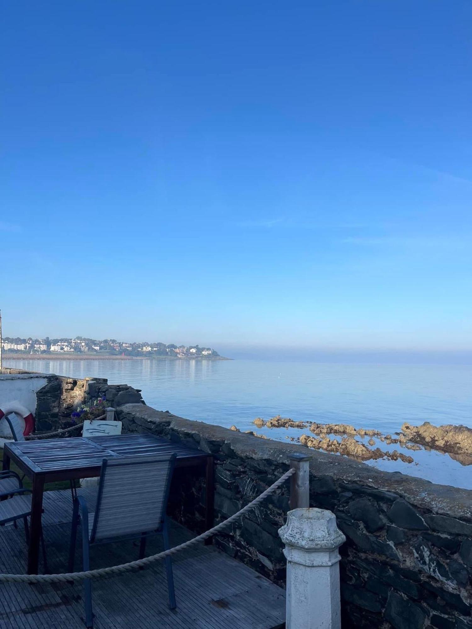 Splash Cottage Beach House With Sea Lapping Garden Bangor  Buitenkant foto